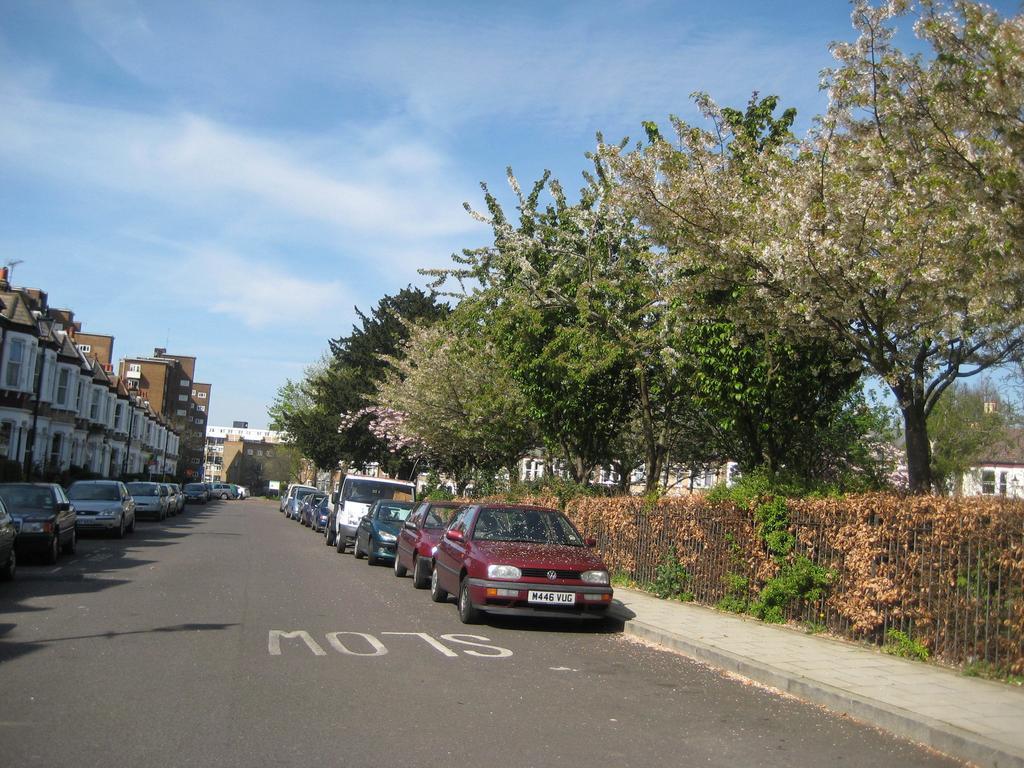 Holmewood Homestay Londra Exterior foto