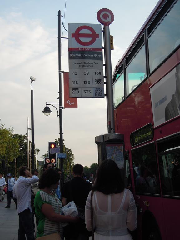 Holmewood Homestay Londra Exterior foto